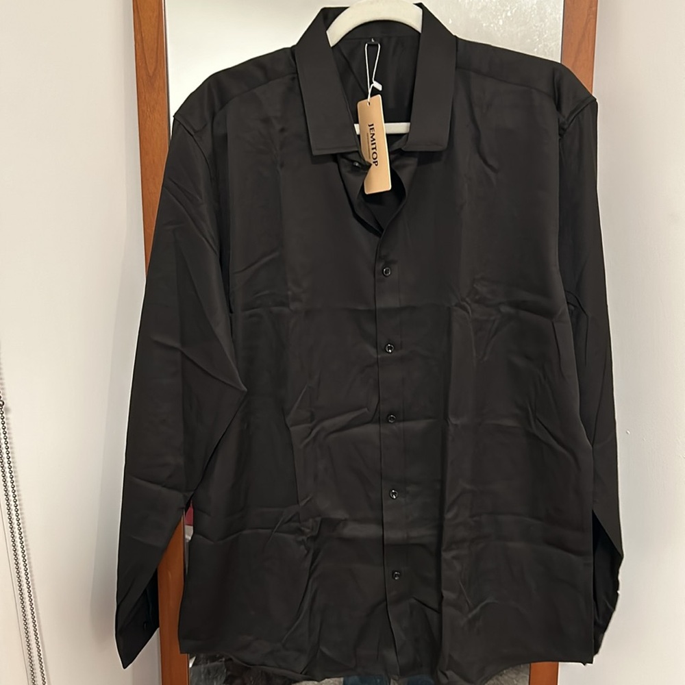 Never worn black button down - Picture 3 of 3